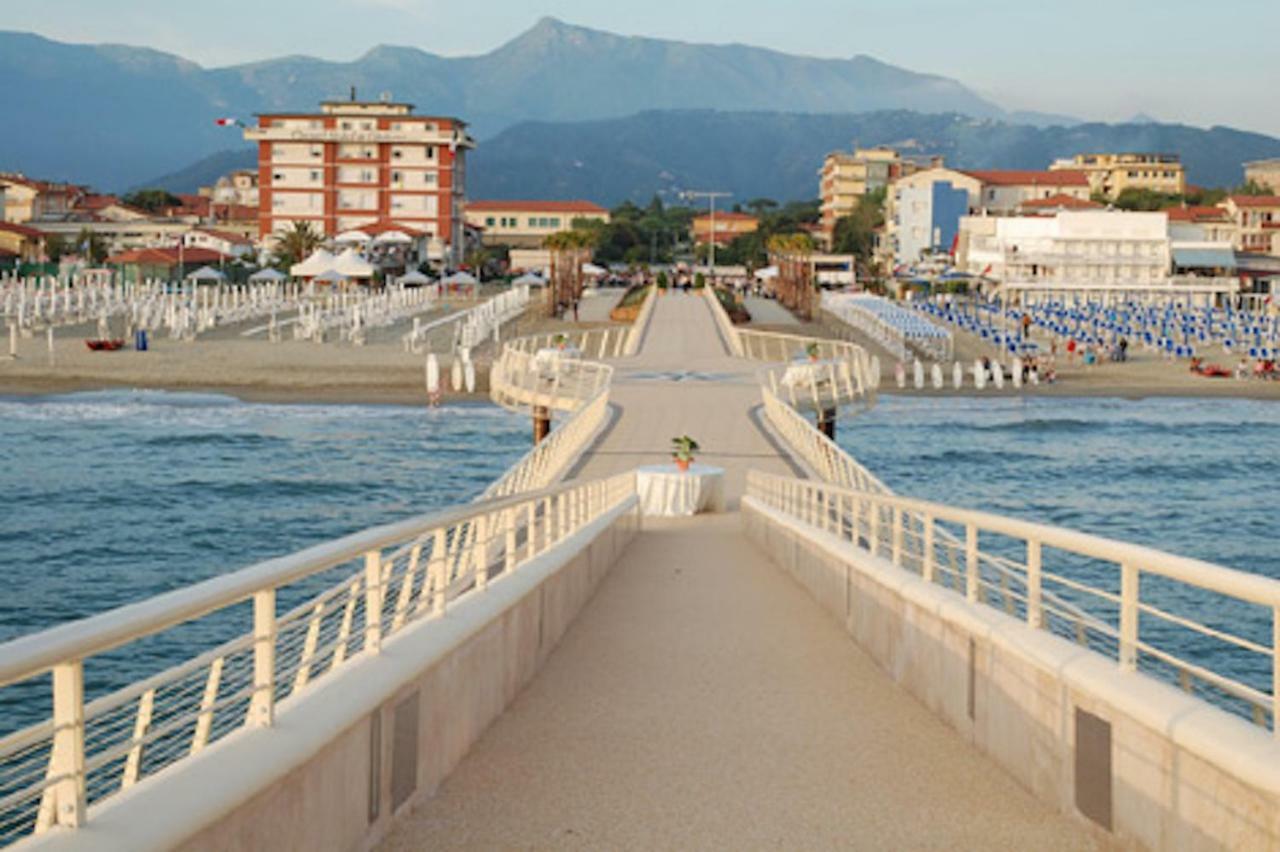Appartamento Abate Lido di Camaiore Ngoại thất bức ảnh